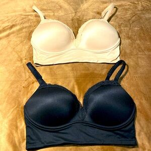 Victoria’s Secret Padded No Wire Bras